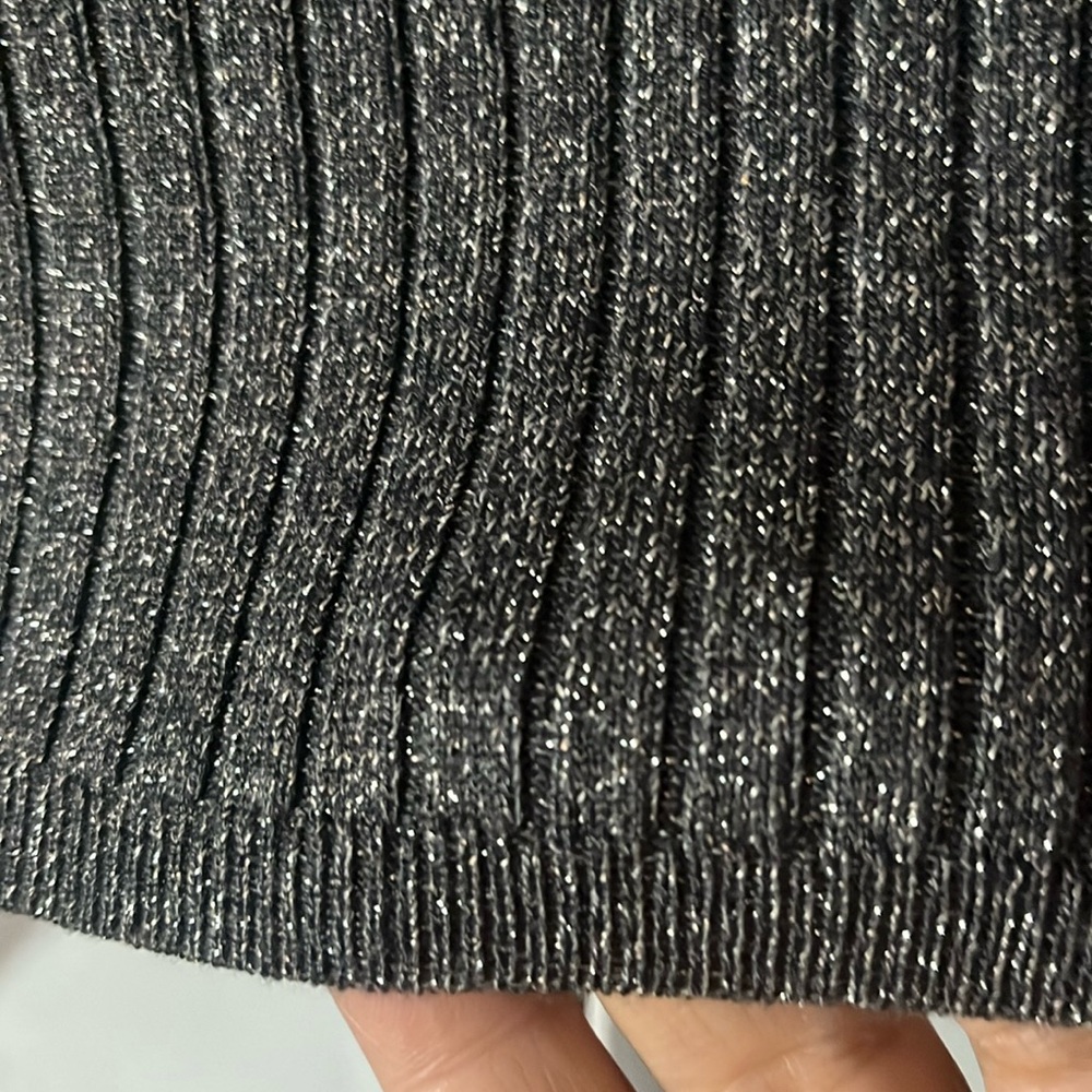 EUC INC StunningGlittering Grey Turtleneck Sweater Sz M - Picture 6 of 10